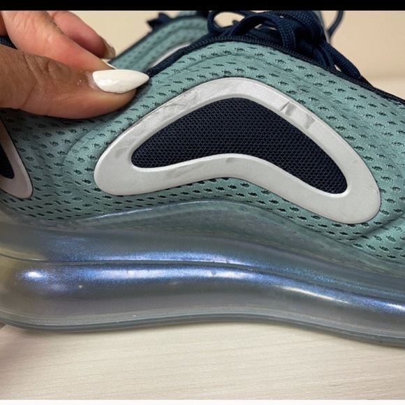 Nike AirMax 720 😍 - Picture 2 of 6